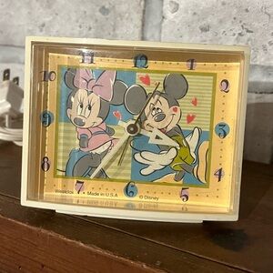 Vintage Retro Mickey And Minnie Mouse Hearts 80s‎ 90s Clock Westclox Brand